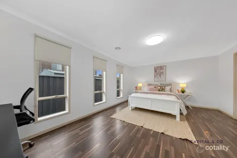 Property photo of 4 Stardust Way Wollert VIC 3750