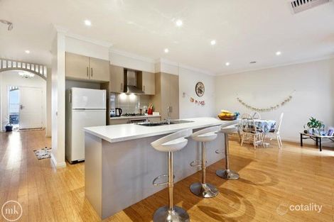 Property photo of 6 Merredin Circuit Doreen VIC 3754