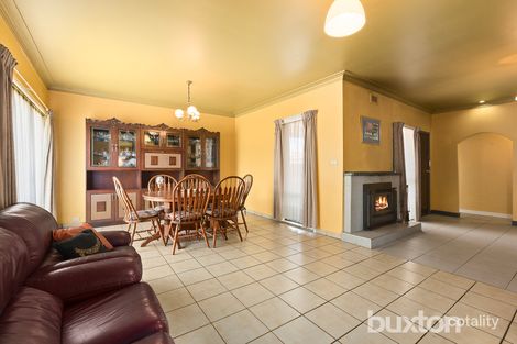Property photo of 72 Blamey Street Bentleigh East VIC 3165