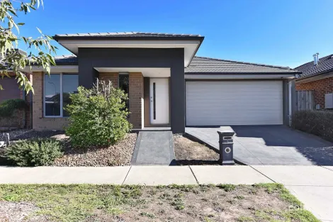 5 Morang St, Mickleham, VIC 3064