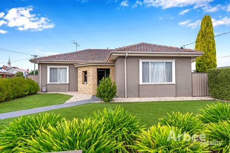 Property photo of 22 Young Street Bacchus Marsh VIC 3340