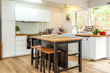 Property photo of 2/12 Tintern Avenue Bayswater North VIC 3153