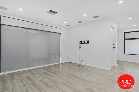 Property photo of 8 Kerrie Crescent Panania NSW 2213