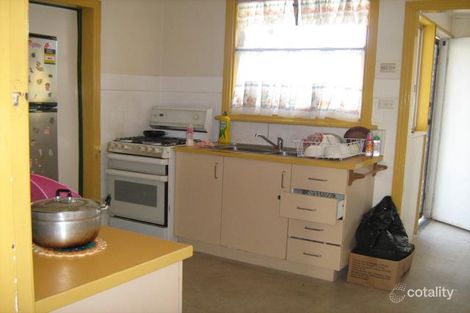 Property photo of 10 Tudor Road Sunshine North VIC 3020