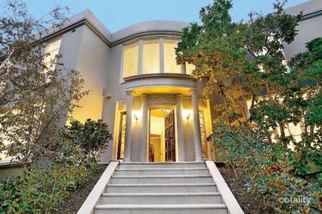 1 Scotsburn Gr, Toorak, VIC 3142