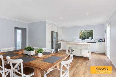 Property photo of 2/11 Hillcrest Drive Point Lonsdale VIC 3225