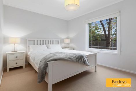 Property photo of 2/11 Hillcrest Drive Point Lonsdale VIC 3225