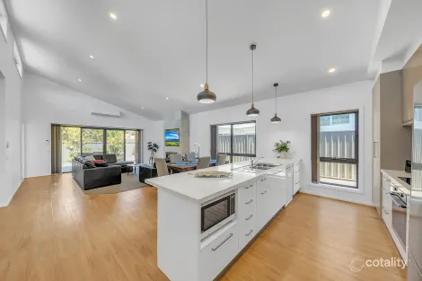 Property photo of 48A Mountain Mist Drive Bright VIC 3741