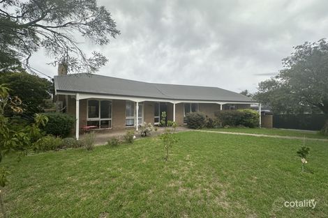 19 Mclean St, Maffra, VIC 3860