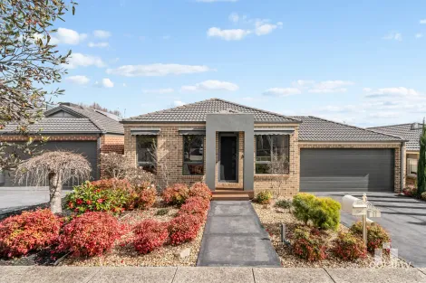 Property photo of 11 Marengo Avenue Doreen VIC 3754