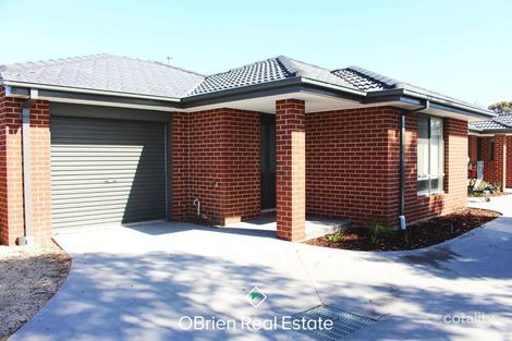 2/13 Acacia Ct, Pakenham, VIC 3810