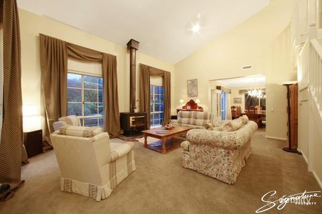 Property photo of 16 Pineview Court Lysterfield VIC 3156