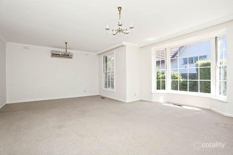 Property photo of 2/9 Tollington Avenue Malvern East VIC 3145