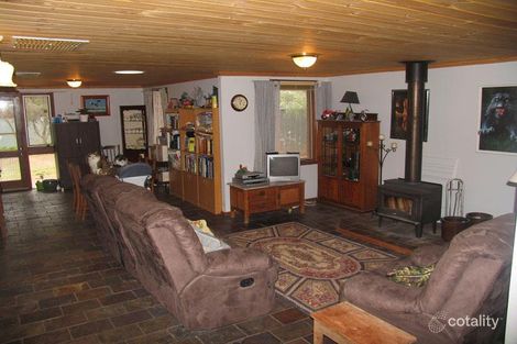 Property photo of 9 Hagen Crescent Hackham West SA 5163