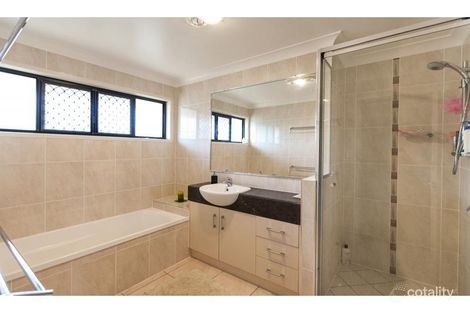 Property photo of 82 Buxton Drive Gracemere QLD 4702