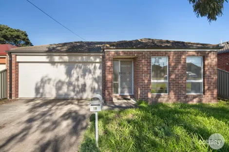 18 REGINA ST, MITCHELL PARK, VIC 3355
