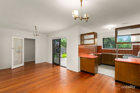 Property photo of 2 Willow Drive Avondale Heights VIC 3034