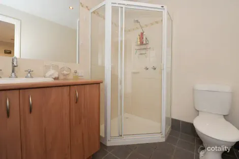 Property photo of 11 Watling Grove Ferntree Gully VIC 3156