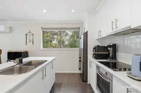 Property photo of 3/44 Branscombe Road Claremont TAS 7011