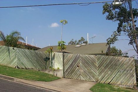 7 Garvary St, Holland Park West, QLD 4121