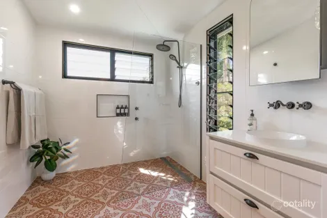 Property photo of 12 Erikas Drive Ashby NSW 2463