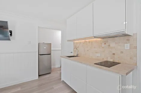 Property photo of 13/4-10 Kennedy Drive Point Lookout QLD 4183
