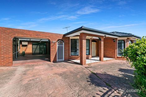 Property photo of 22 Feldspar Close St Albans VIC 3021