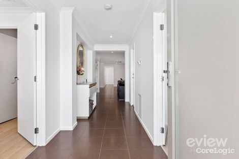 Property photo of 31 Hawkstone Road Manor Lakes VIC 3024