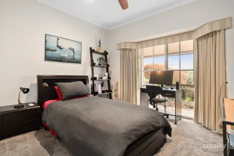 Property photo of 25 Attunga Way Mount Eliza VIC 3930
