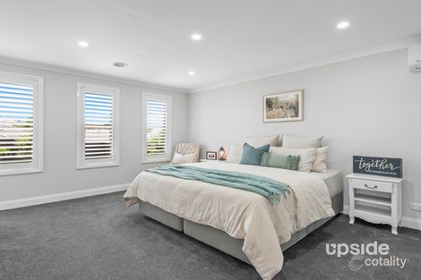 Property photo of 77 Belmont Crescent Pakenham VIC 3810