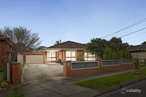 2 GOULBURN PL, CLAYTON SOUTH, VIC 3169