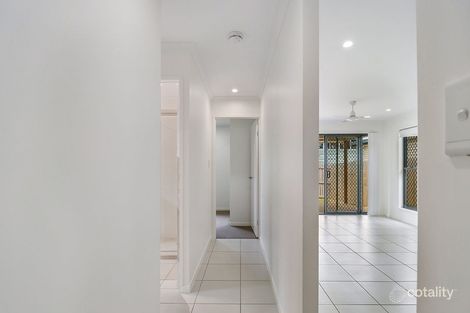 Property photo of 8 Kent Lane Rockhampton City QLD 4700