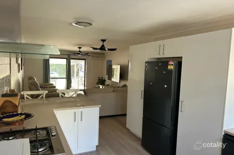 Property photo of 2/43 Carlo Road Rainbow Beach QLD 4581