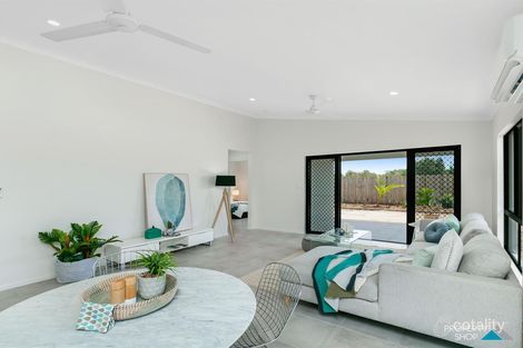 Property photo of 17 Bamford Close Smithfield QLD 4878