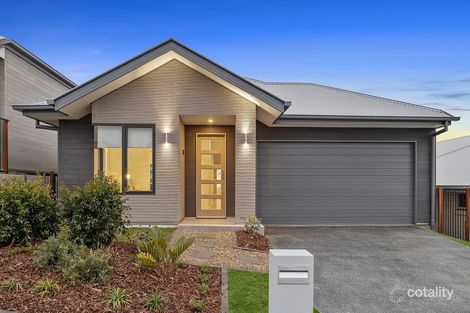 15 Bradfield St, Ripley, QLD 4306