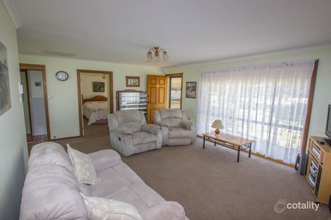 Property photo of 58 Bendee Street Barellan NSW 2665