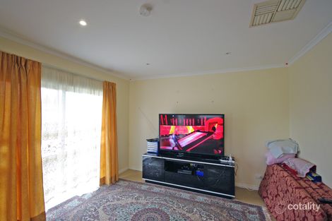 Property photo of 29 Thomas Mitchell Drive Endeavour Hills VIC 3802