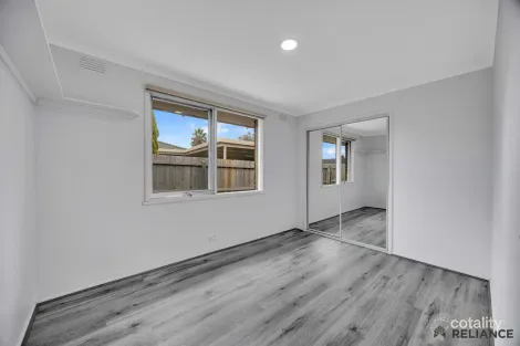 Property photo of 6 Grinstead Court Craigieburn VIC 3064