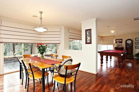 Property photo of 14 Rising Court Hillside VIC 3037
