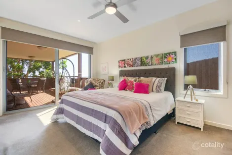 Property photo of 176 Bay Road Eagle Point VIC 3878