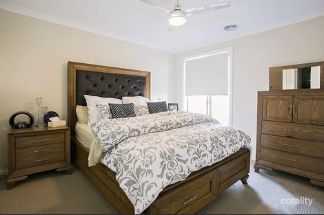 Property photo of 10 Mayfield Avenue Truganina VIC 3029