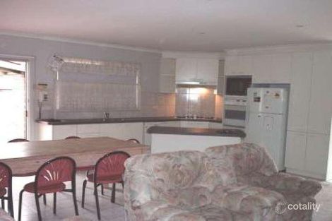 Property photo of 2 Angie Court Aspendale Gardens VIC 3195