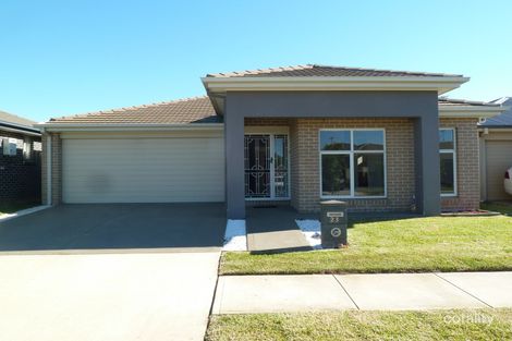 23 Finsbury Cct, Ropes Crossing, NSW 2760