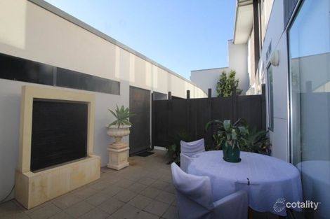 Property photo of 22 Yao Cove New Port SA 5015