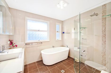 Property photo of 140 Oliver Street Curl Curl NSW 2096