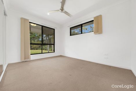Property photo of 40 Stoneybrook Drive Glen Eden QLD 4680