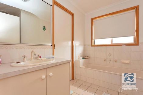 Property photo of 1/67 Azure Drive West Wodonga VIC 3690