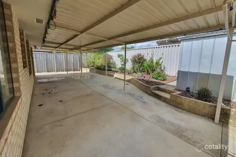 Property photo of 23 Sennet Lane Warnbro WA 6169