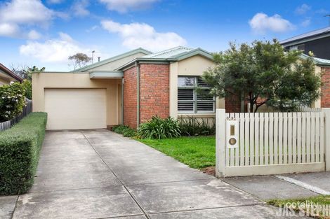 33 Gordon St, Newport, VIC 3015