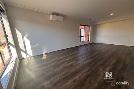 Property photo of 31 Silvertop Street Lucknow VIC 3875